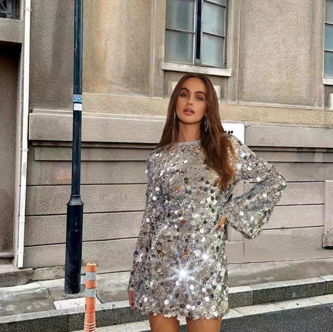 Zilveren Pailletten Mini Feestjurk Stralend en Elegant
