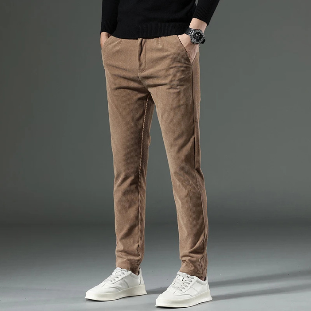 Stijlvolle corduroy broek met slim fit en plooien aan de voorkant voor heren | Ideaal voor herfst/winter