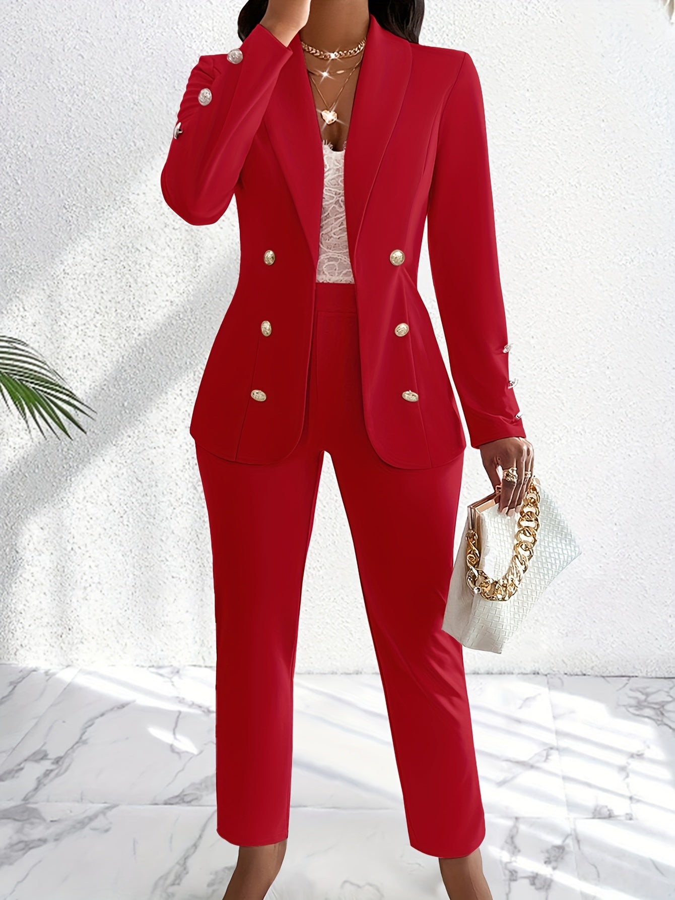 Stijlvolle blazer en pantalonset met ingekeepte kraag en gouden knoop voor dames | Ideaal voor alle seizoenen