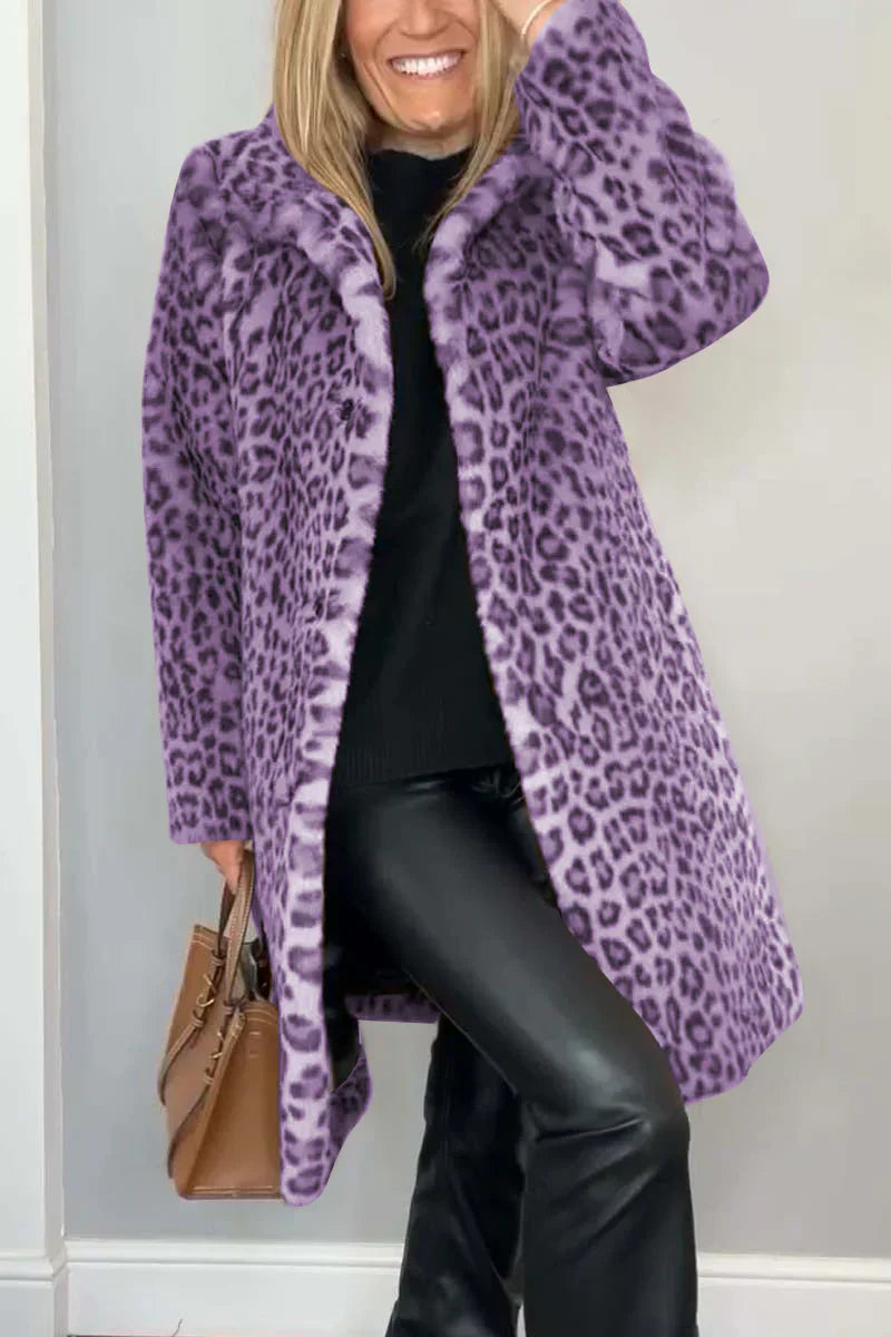 Elegante dames winterjas met luipaardprint