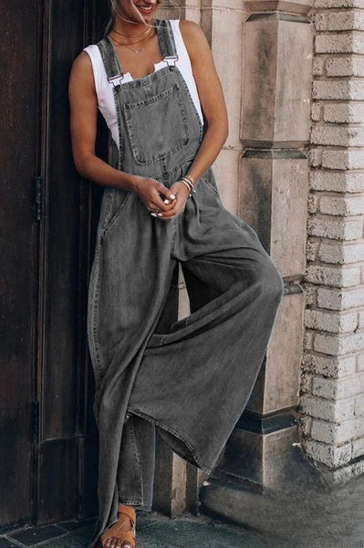 Wijd uitgespreide denim jumpsuit zonder mouwen voor dames, ideaal voor de zomer