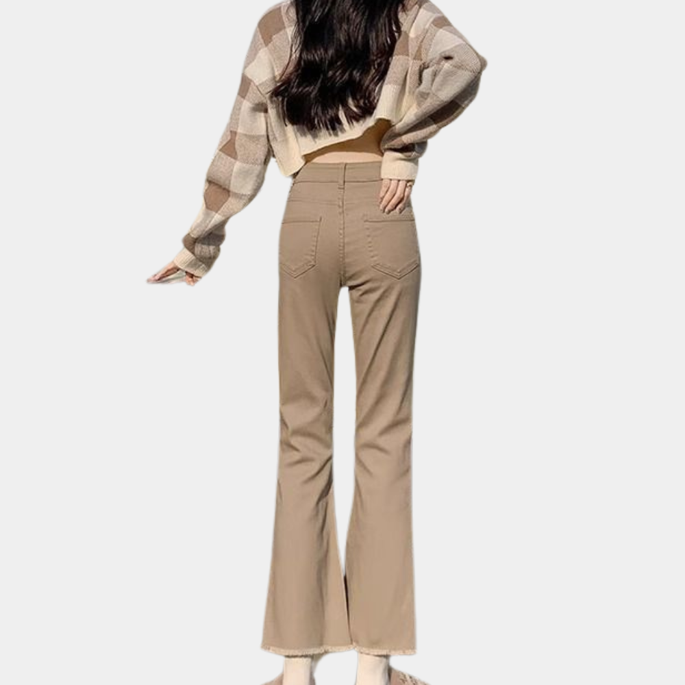 Trendy damesjeansbroek met uitlopende pasvorm
