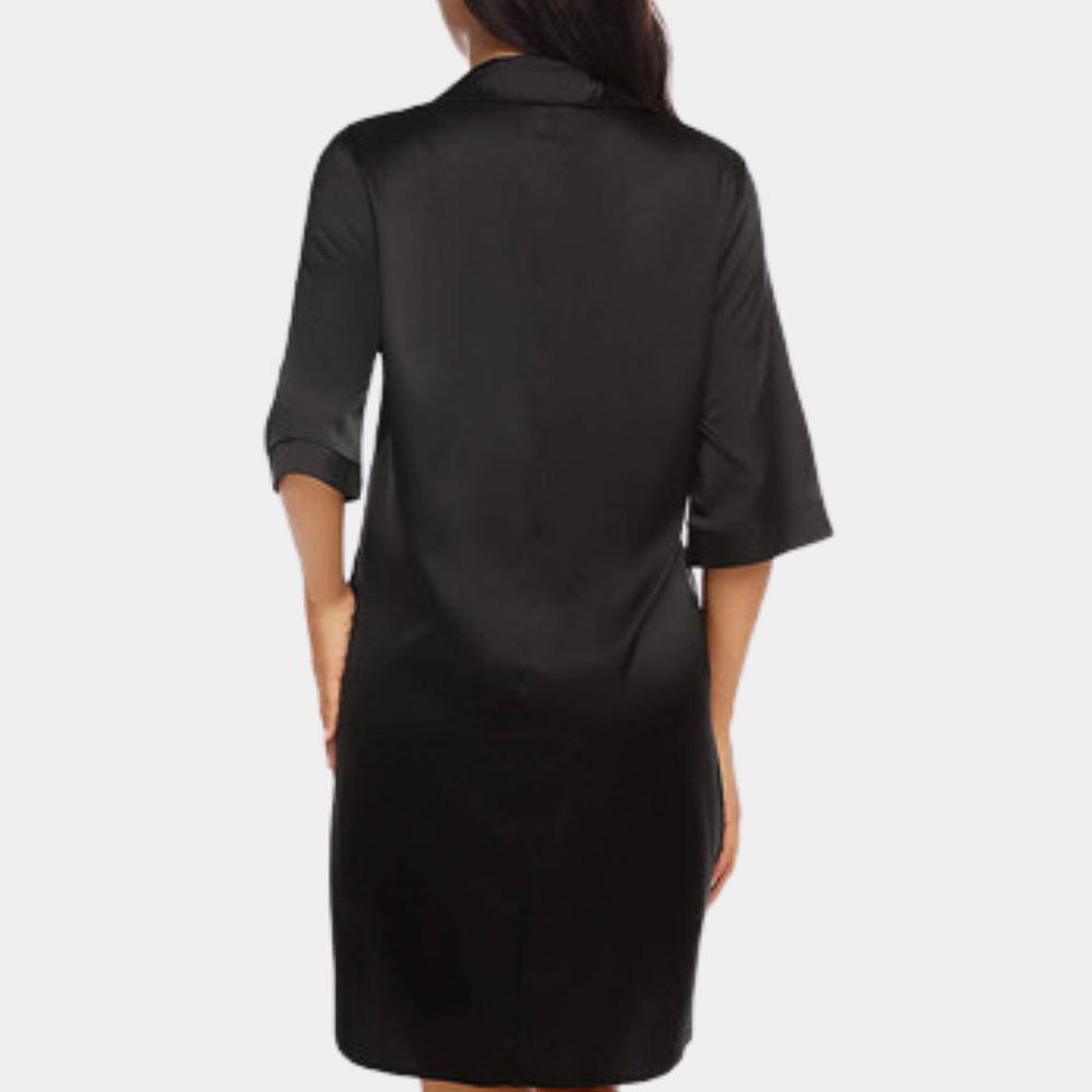 Zijden pyjama nachthemd met knoopsluiting elegant design