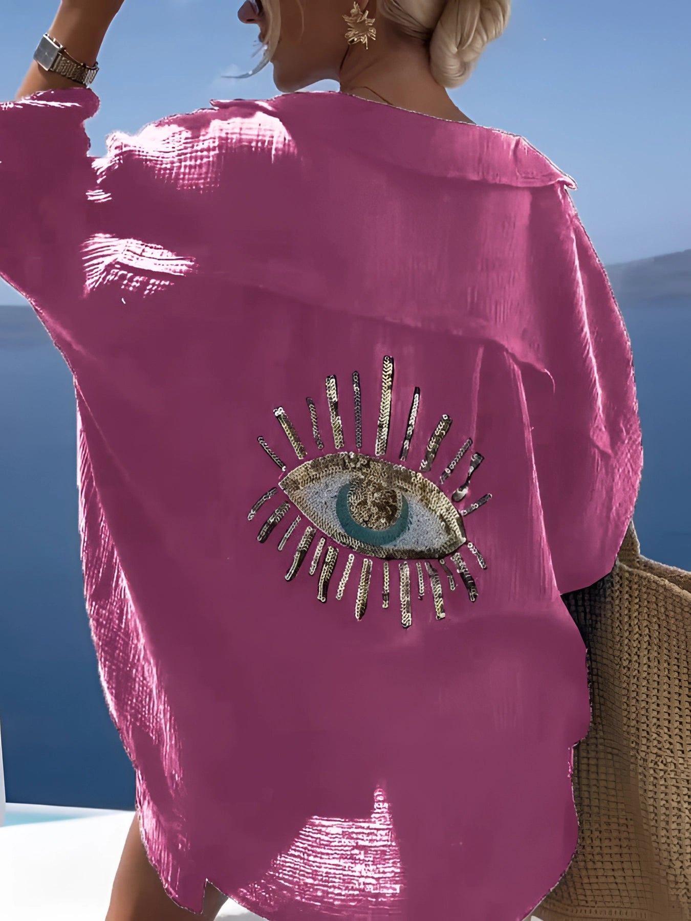 Zijden blouse met parelmoer borduurwerk zomers elegant