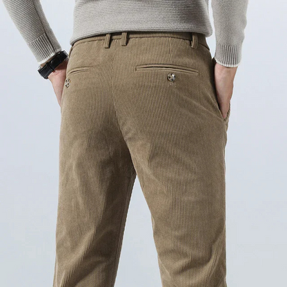 Stijlvolle corduroy broek met slim fit en plooien aan de voorkant voor heren | Ideaal voor herfst/winter