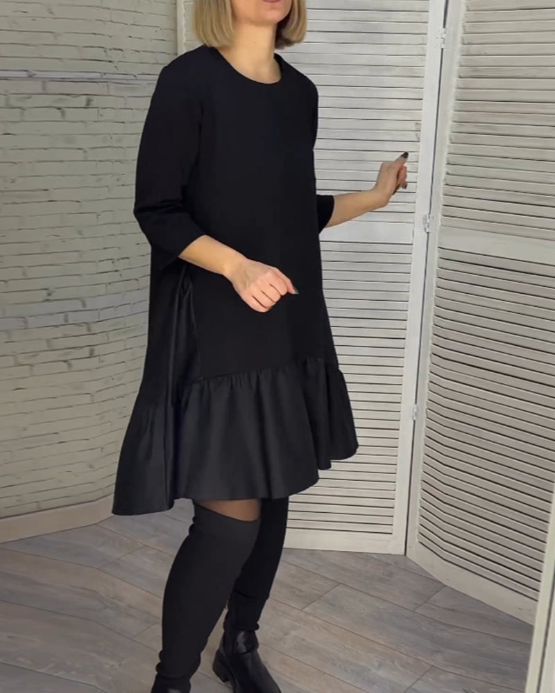 Zwarte jurk met ronde hals elegant design
