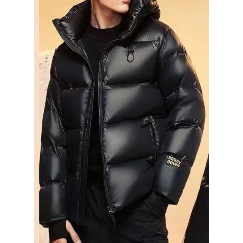 Geïsoleerde zwarte heren Pufferjas met dikke capuchon Perfect voor herfst/winter
