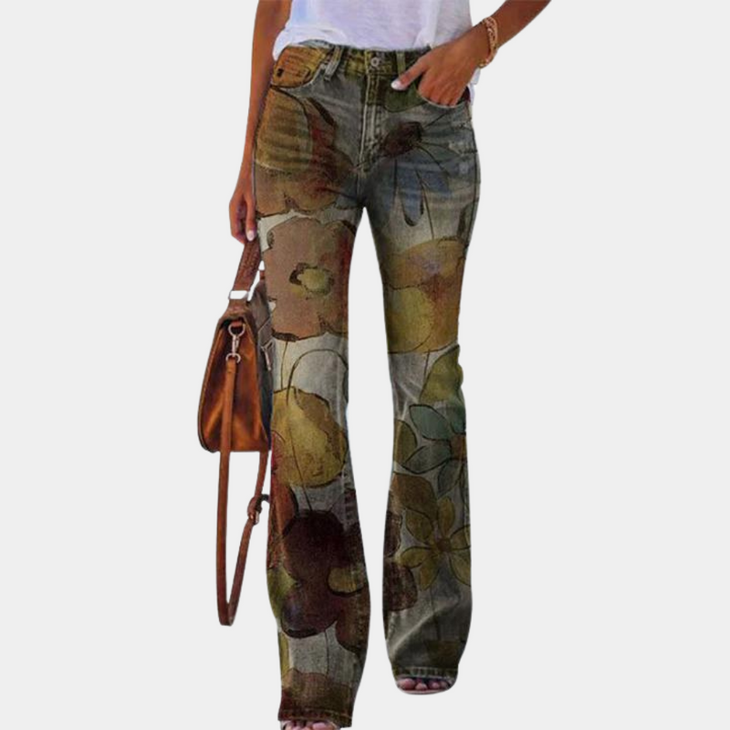Rosmanda - trendy flared damesjeans met modieuze knopen
