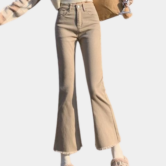 Trendy damesjeansbroek met uitlopende pasvorm
