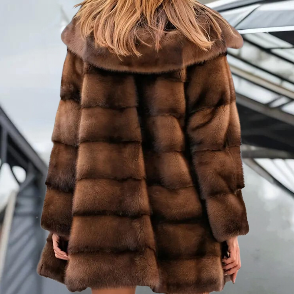Janine - trendy damesjack met modieuze capuchon