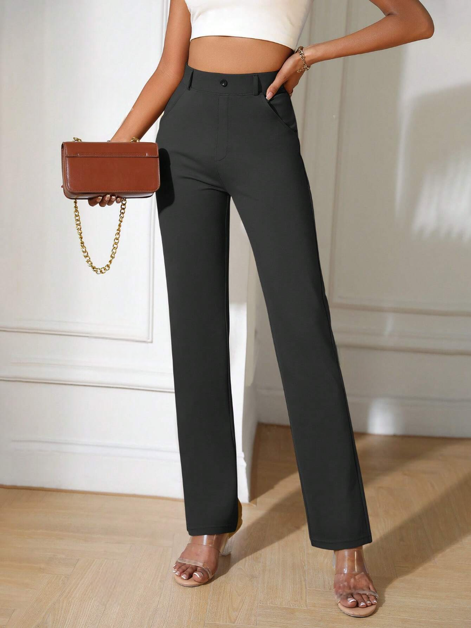 Emma | Effen Flared Broek met Schuine Zakken