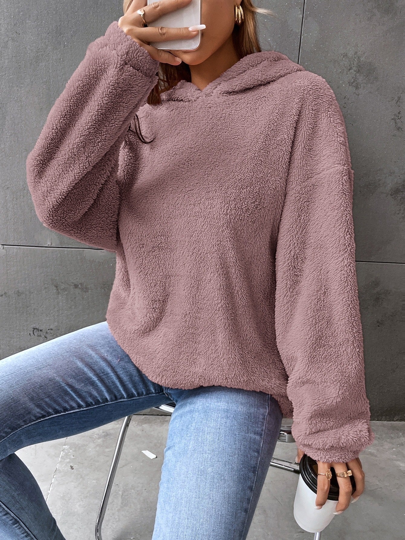 Hoodie voor dames - Fleece trui - Kort model - Relaxte pasvorm - Lange mouwen