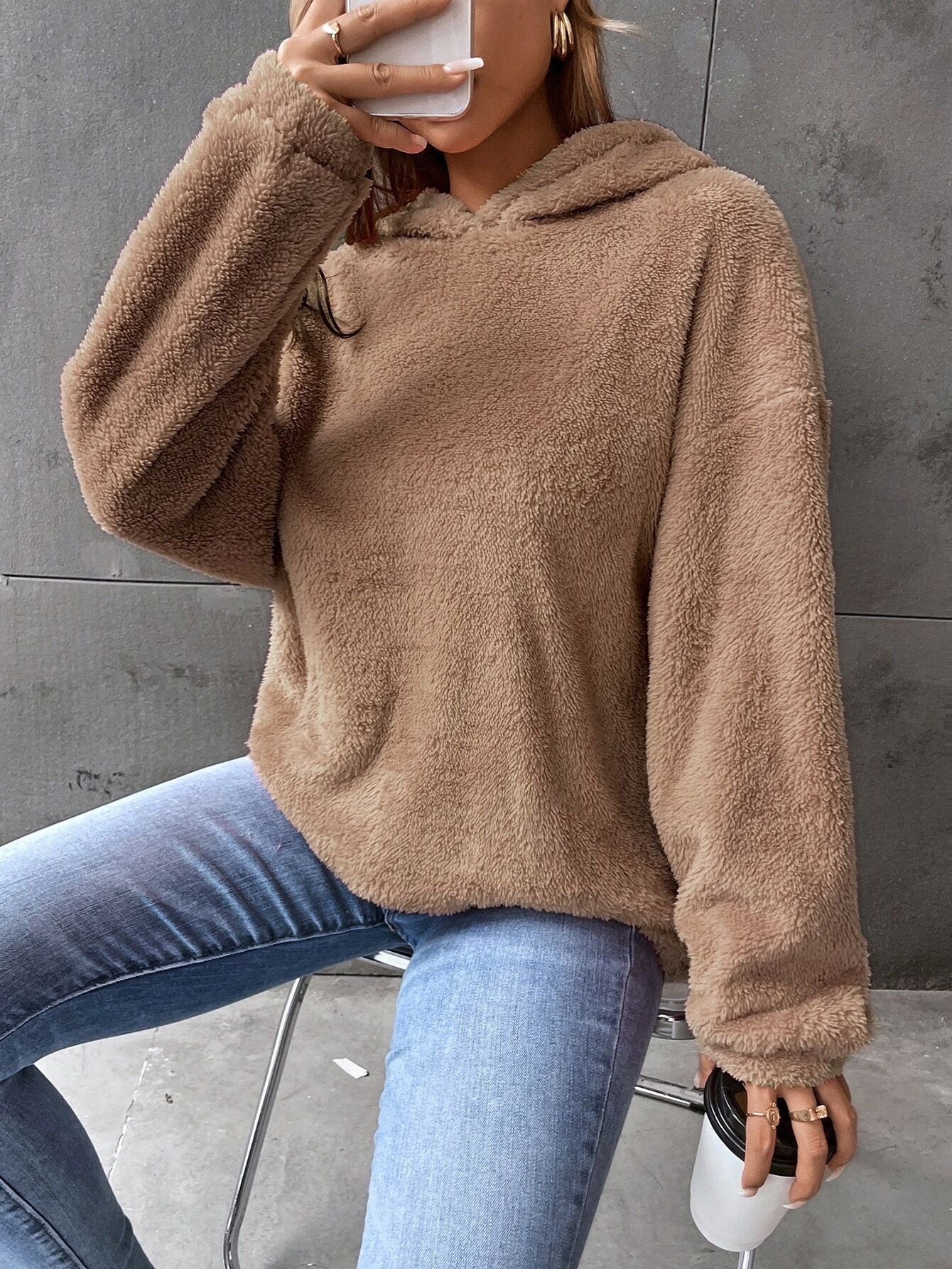 Hoodie voor dames - Fleece trui - Kort model - Relaxte pasvorm - Lange mouwen
