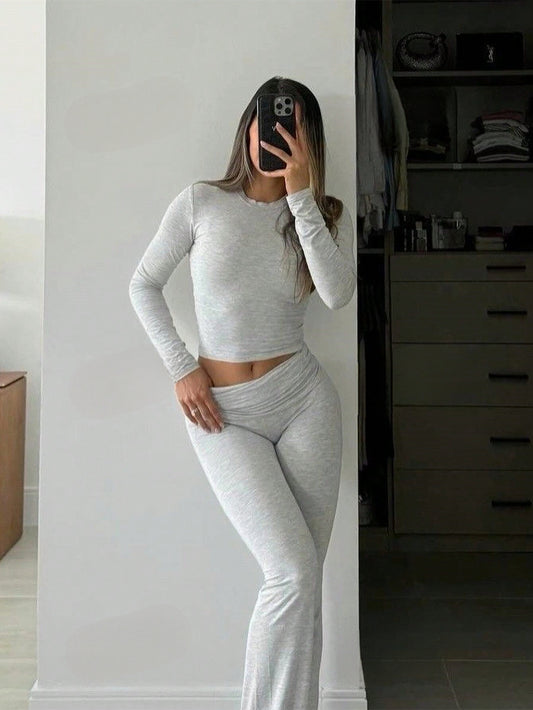 Comfortabele Tweedelige Set: Bodycon Top en Flare Broek – Perfect voor Lente en Herfst