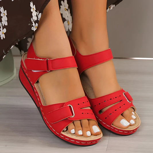 Comfortabele Verstelbare Rode Leren Sandalen