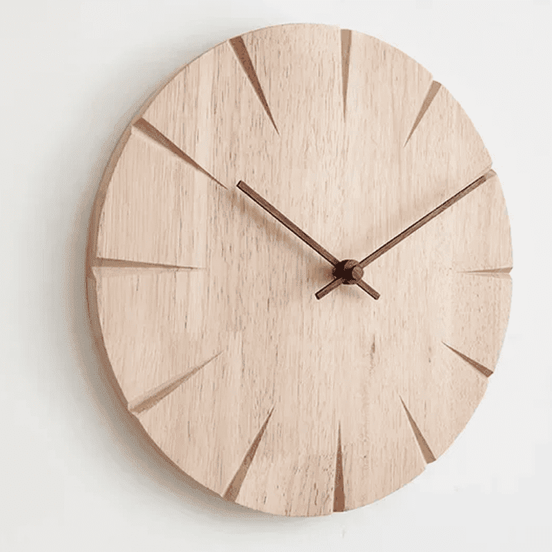 Minimalistische ronde houten wandklok