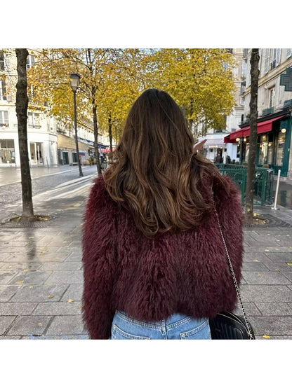 Sofie’s Cozy Chic: Trendy Loose Fit Warme Fluffy Korte Jas voor Dames
