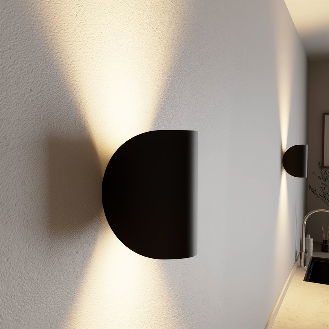 Verstelbare LED-wandlamp met halve maan | modern design voor binnen- en buitengebruik
