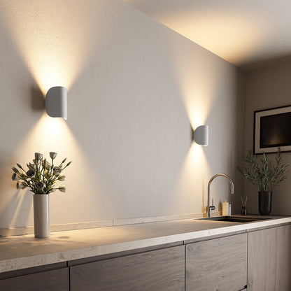 Verstelbare LED-wandlamp met halve maan | modern design voor binnen- en buitengebruik