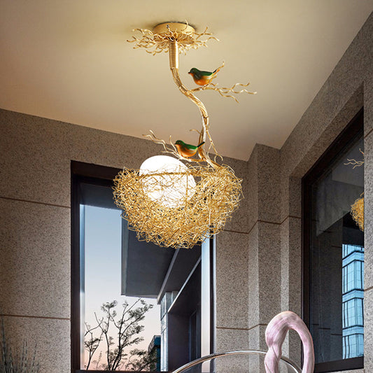 Art Deco glazen kroonluchter met gouden vogelmotief voor de woonkamer