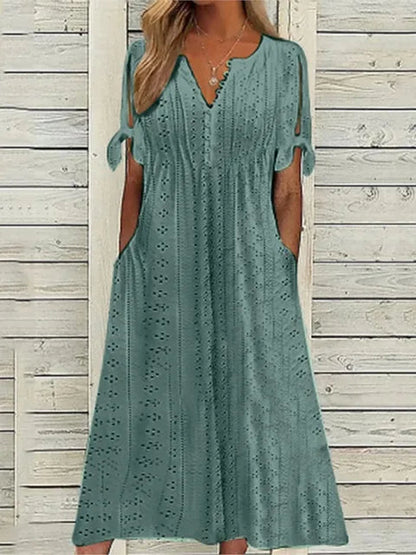 Luchtig Zomerjurkje met Elegante Snit Perfect voor Zomers
