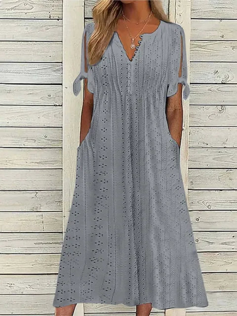 Luchtig Zomerjurkje met Elegante Snit Perfect voor Zomers