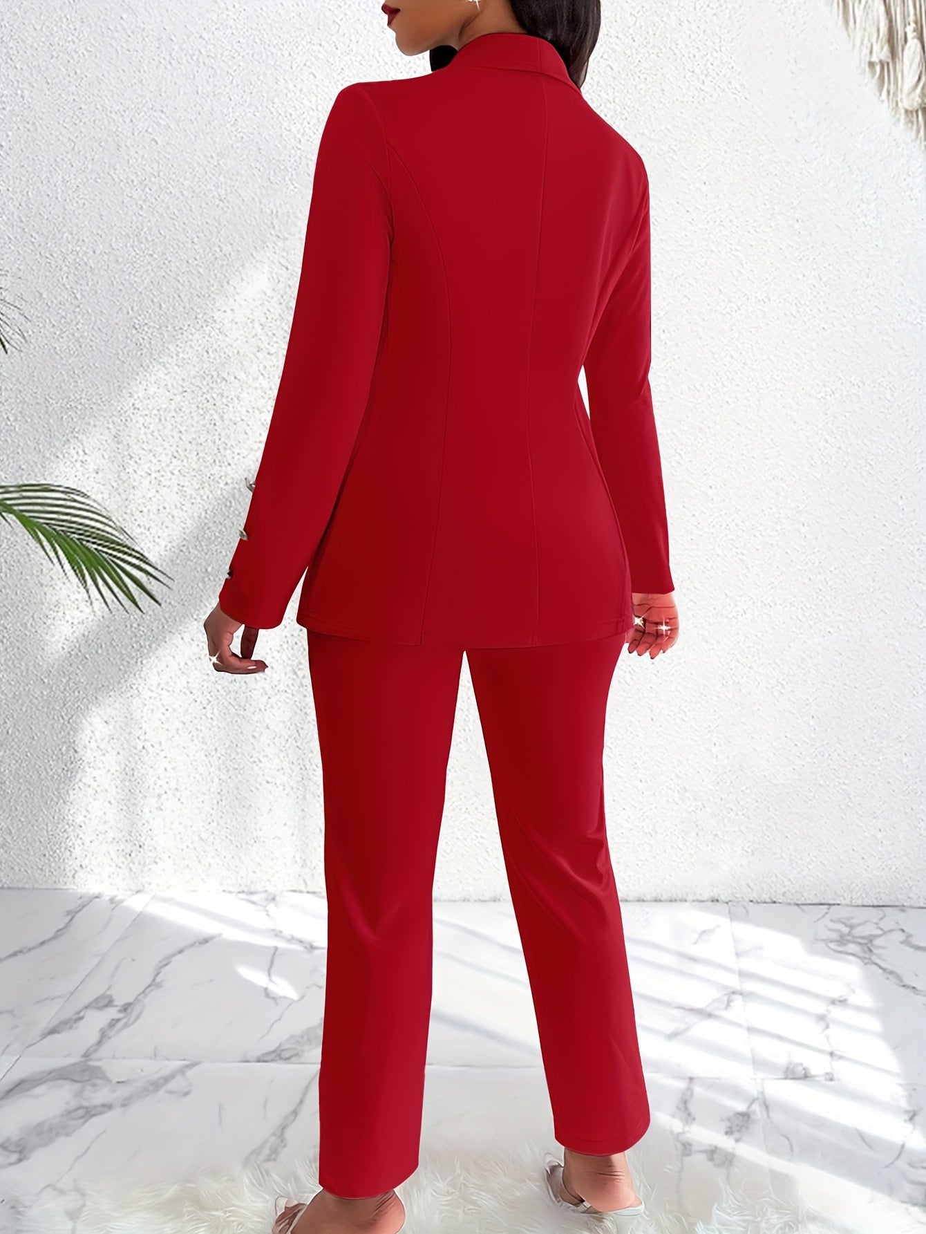 Stijlvolle blazer en pantalonset met ingekeepte kraag en gouden knoop voor dames | Ideaal voor alle seizoenen