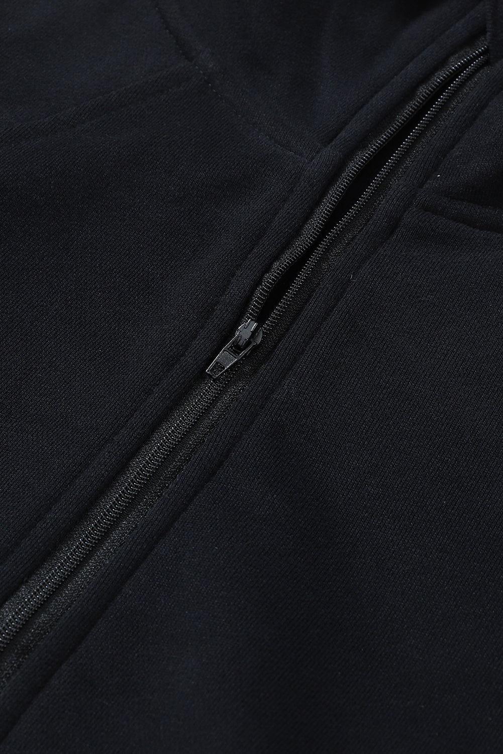 Stijlvolle Bruine Sweatshirt met Rits, Opstaande Kraag en Duimgaten – Perfect voor Casual Comfort