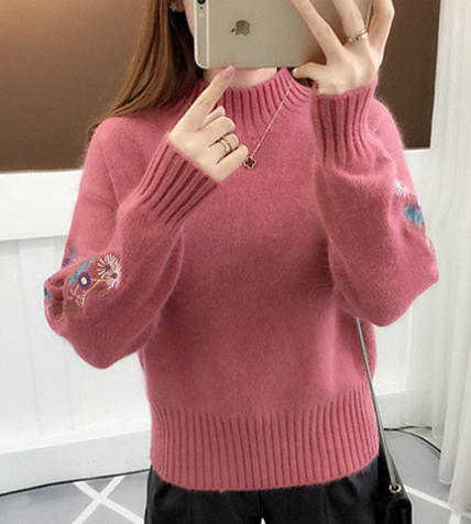 Warme kasjmier coltrui met borduursel en stijlvolle accenten voor dames | Ideaal voor herfst/winter