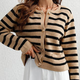 Elegant gestreept vest met knopen voor dames | Ideaal voor herfst/winter